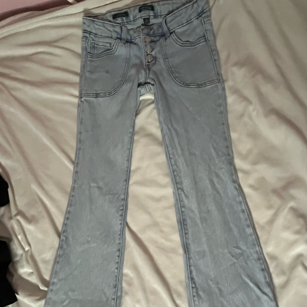 FLARE JEANS FROM TARGET!! SUPER CUTE FLARE JEANS FROM TARGET